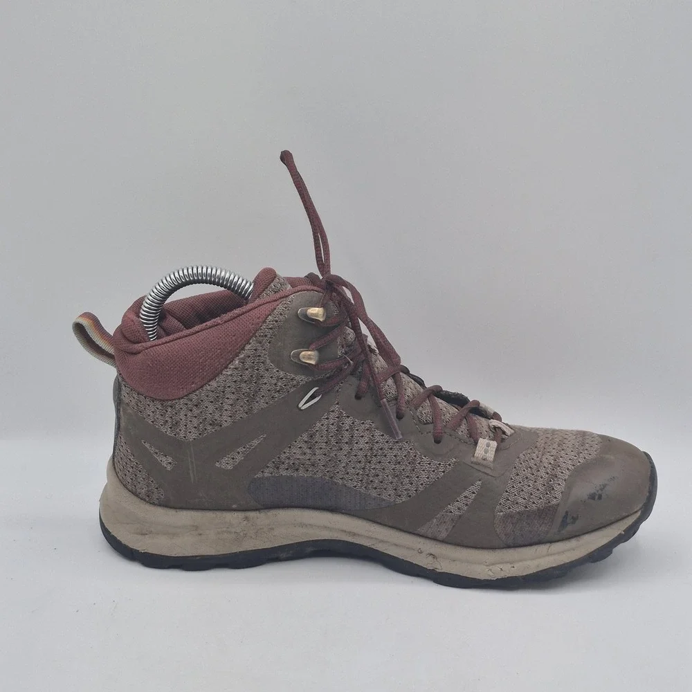 KEEN Snow Hiking Boots Womens Size 8 Brown Waterproof Ankle Lace Up 1023497
